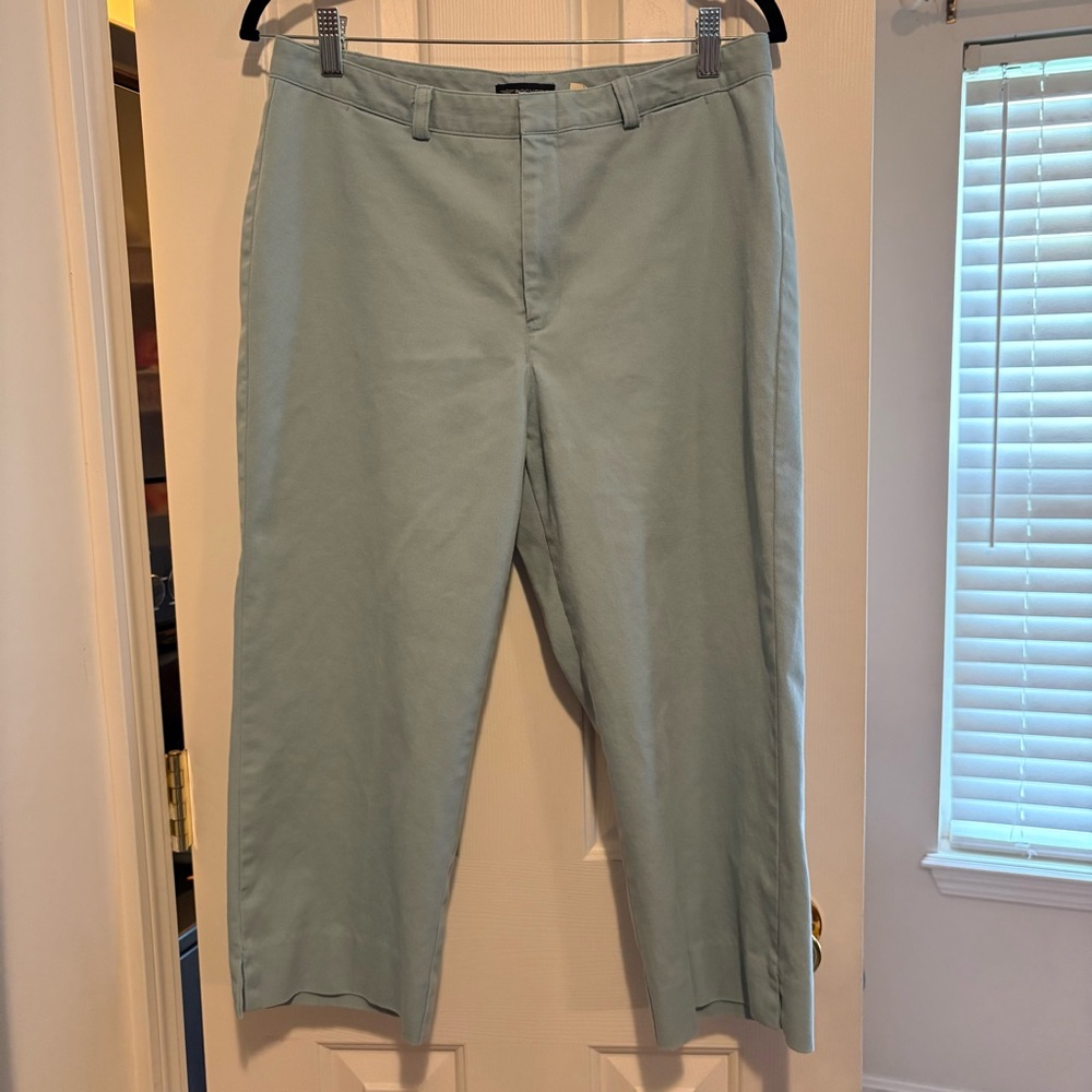Dockers Women's Blue Capri Pants Size 12 Stretch Faux Pockets Mid Rise